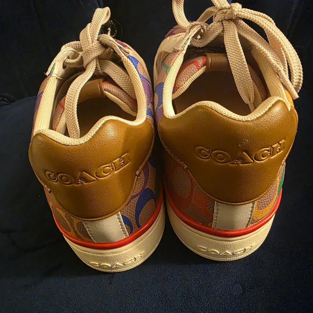 NWOT COACH Lowline Low Top Sneaker in Rainbow Signature Canvas Size US 10B - Picture 8 of 10